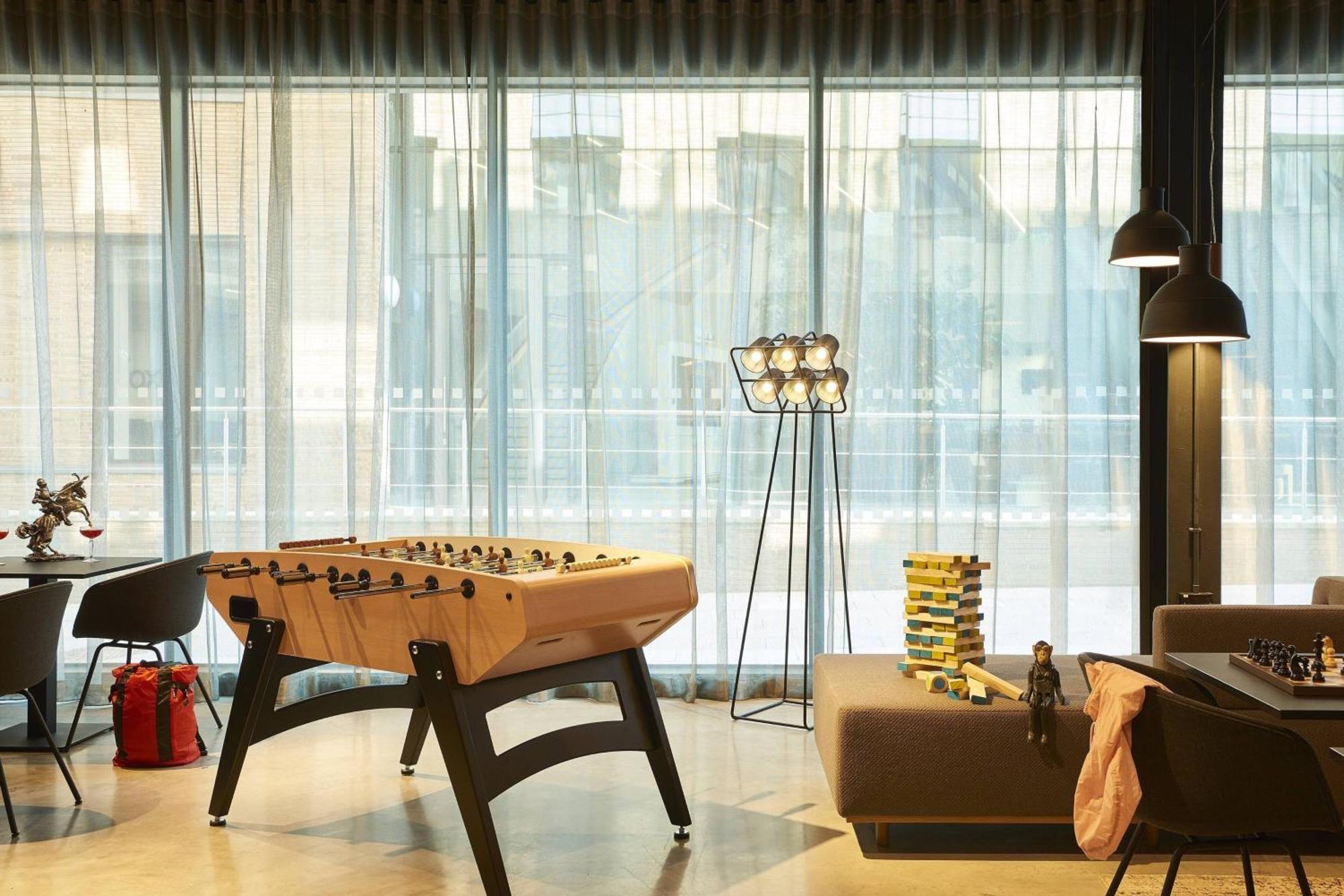 โมซี ยอร์ก Hotel ยอร์ค ภายนอก รูปภาพ